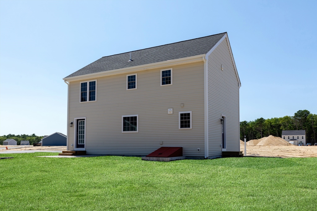 5 Bumblebee Dr Property Photo 6