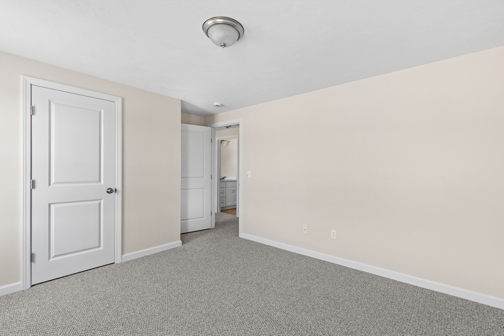 5 Bumblebee Dr Property Photo 37