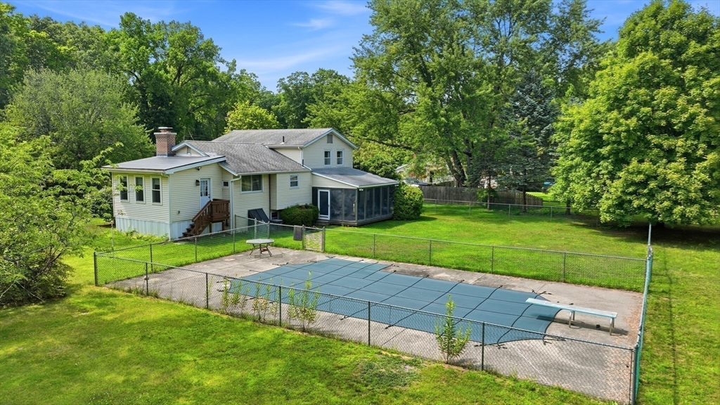 297 Montgomery Road Property Photo 2