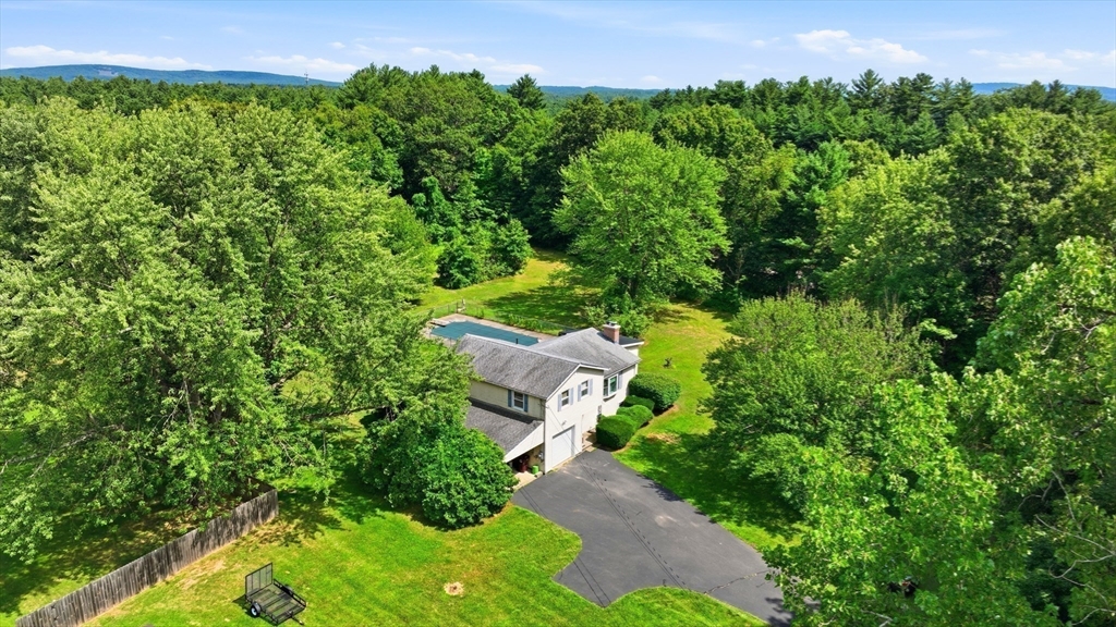 297 Montgomery Road Property Photo 4