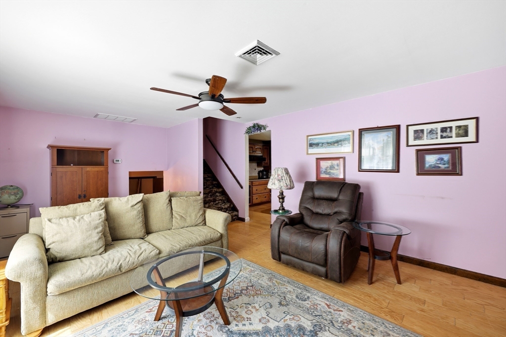 297 Montgomery Road Property Photo 8