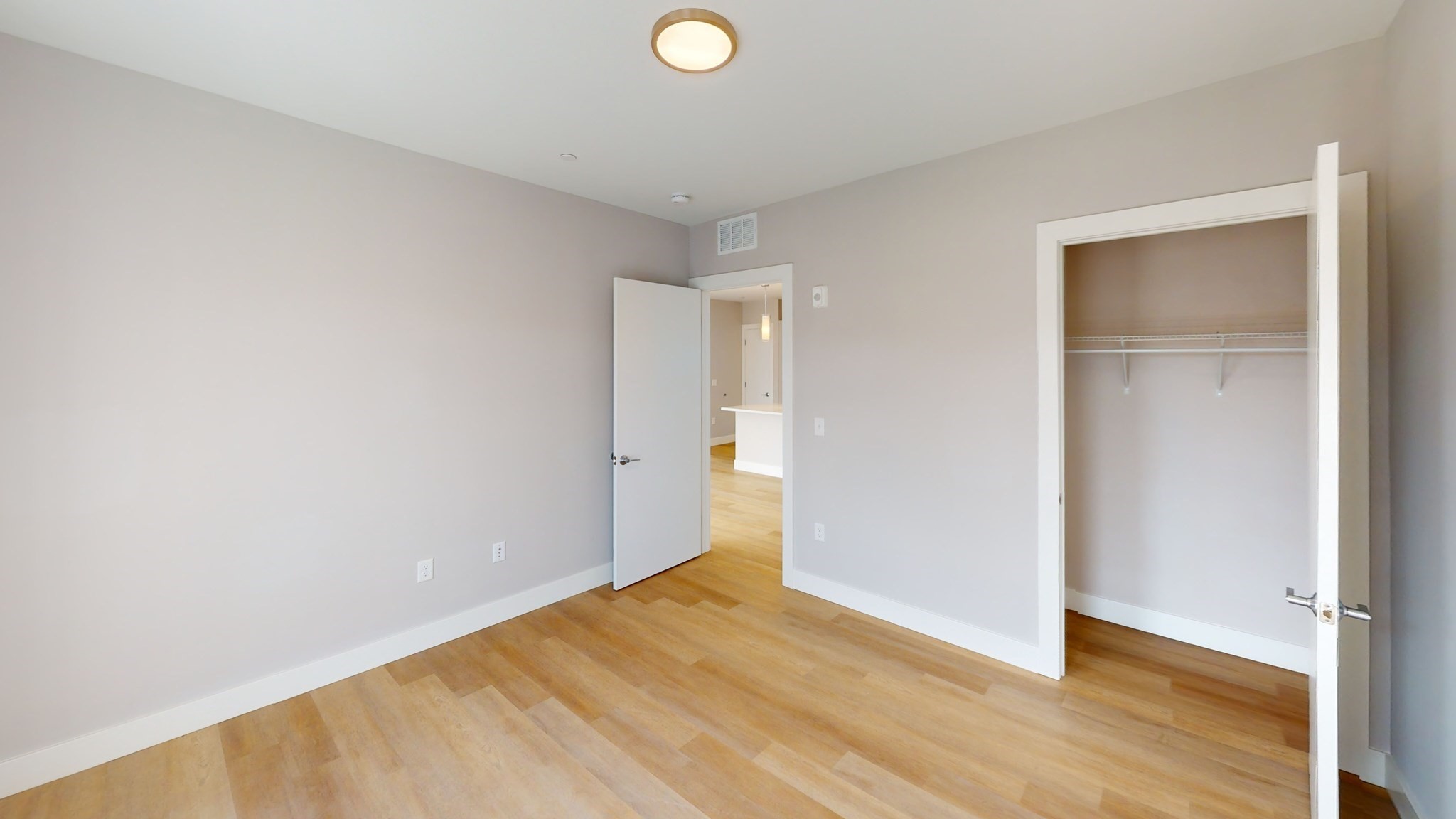 250 Cente # 510 Property Photo 7