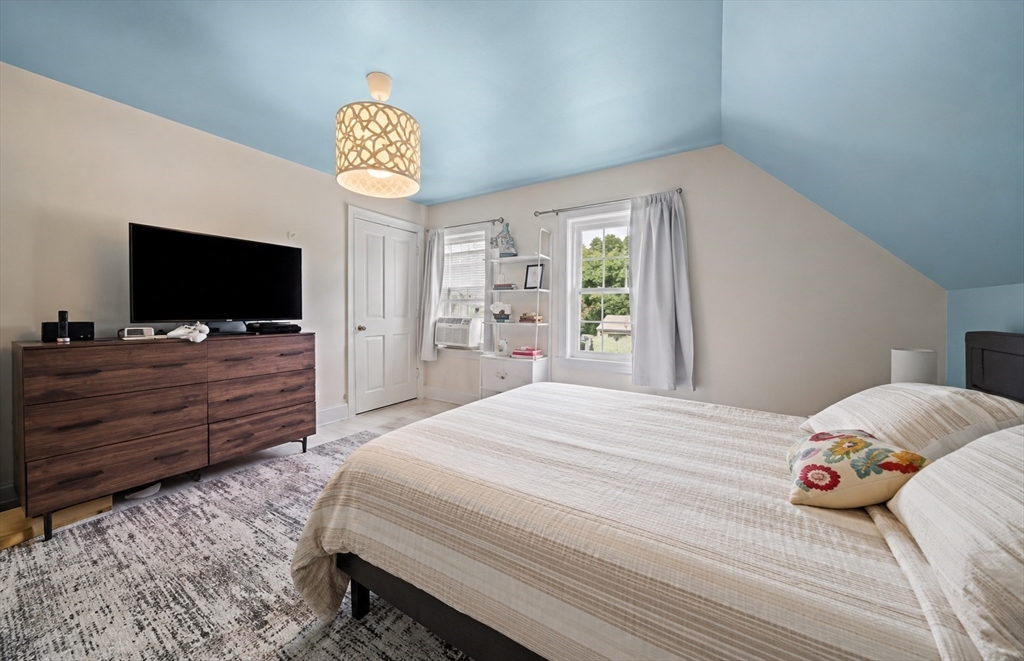 50 Standish Avenue Property Photo 14