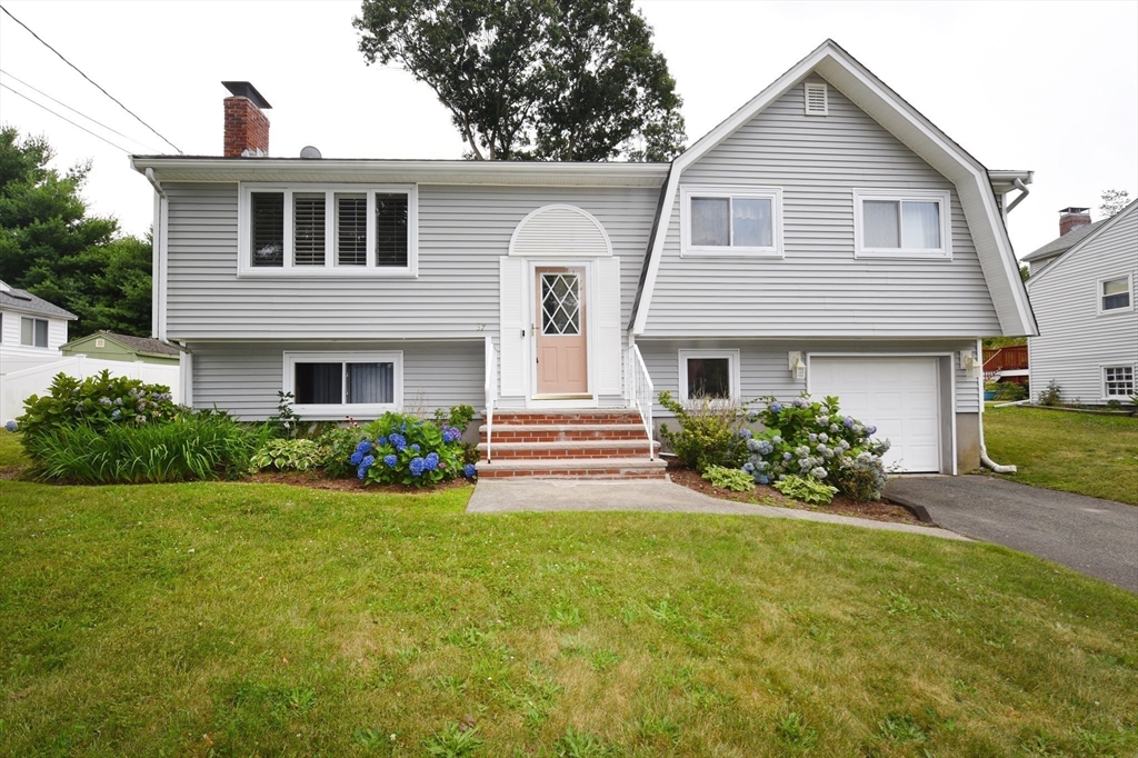 37 Thornton Ave Property Photo 1