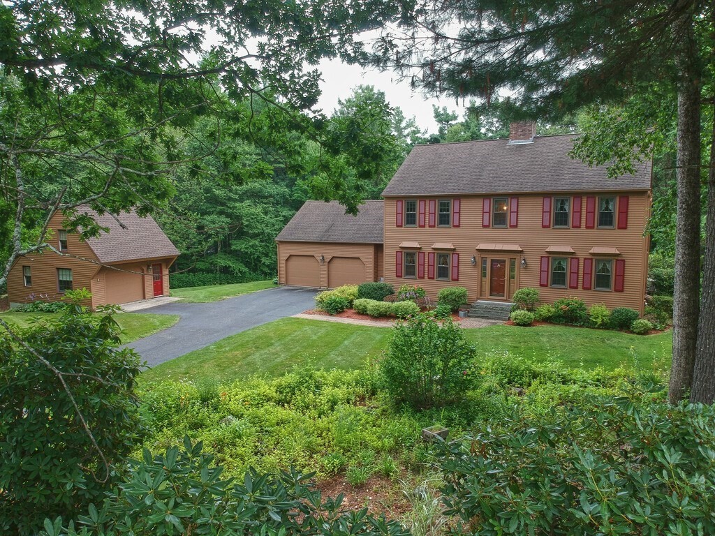 22 Oak Cir Property Photo 1