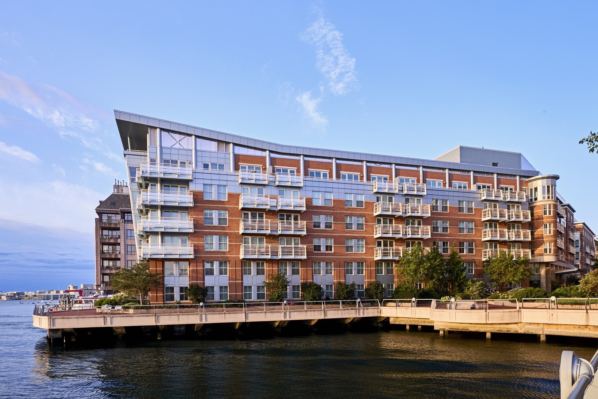 3 Battery Wharf # 3505 Property Photo 2