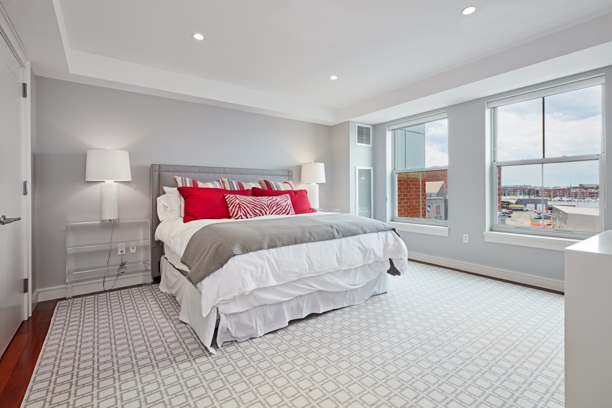 3 Battery Wharf # 3505 Property Photo 17