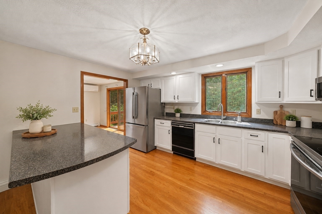 5 Windemere Dr Property Photo 3