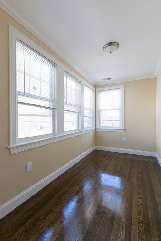 4803 Washington St # 3 Property Photo 12