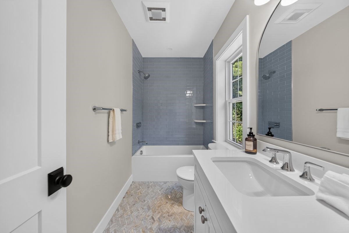 11 Viking Road Property Photo 17