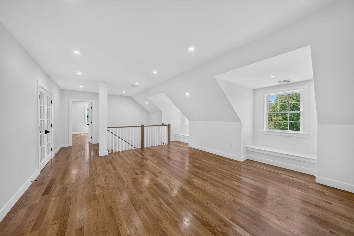 11 Viking Road Property Photo 25