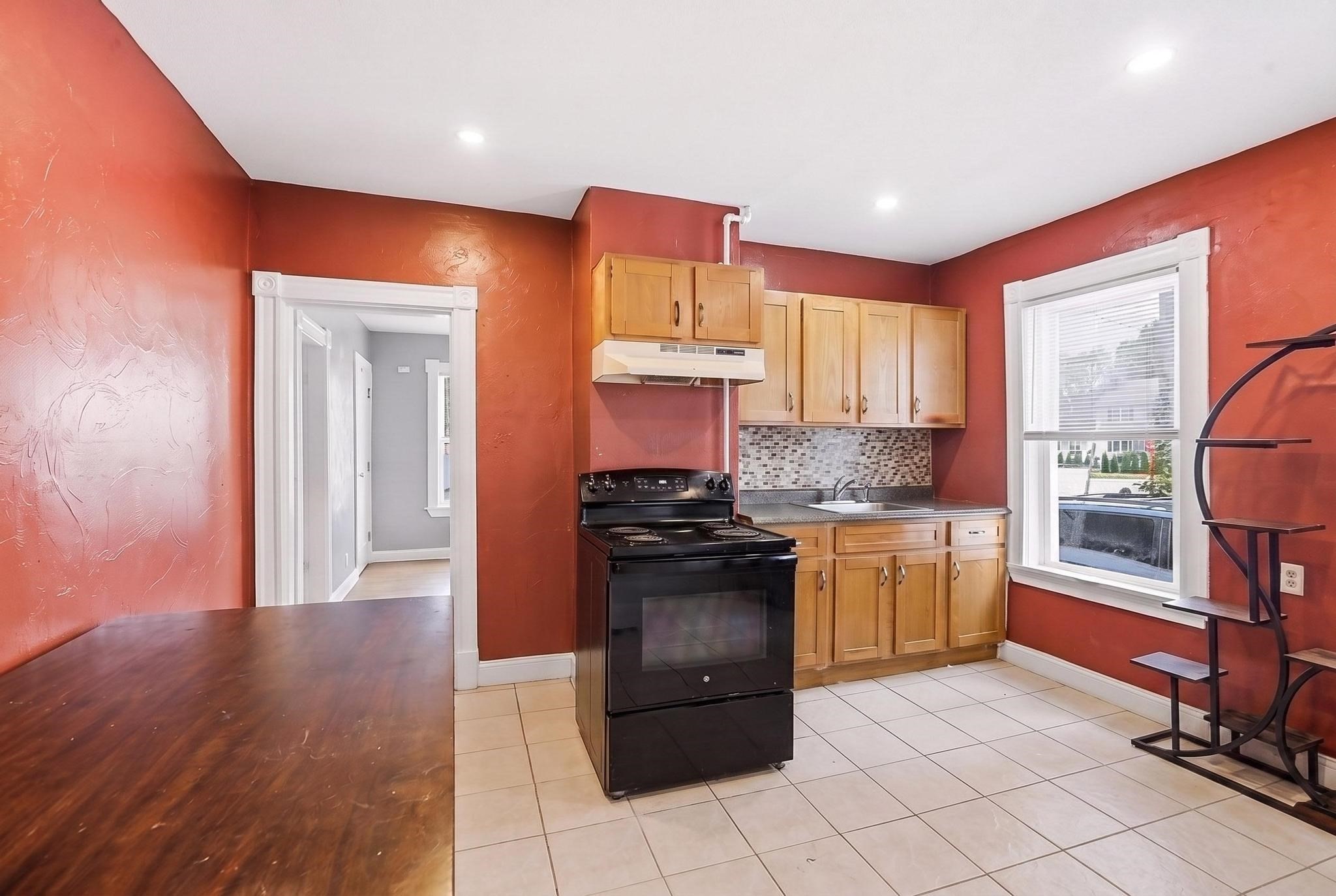 132 Huntington St Property Photo 10