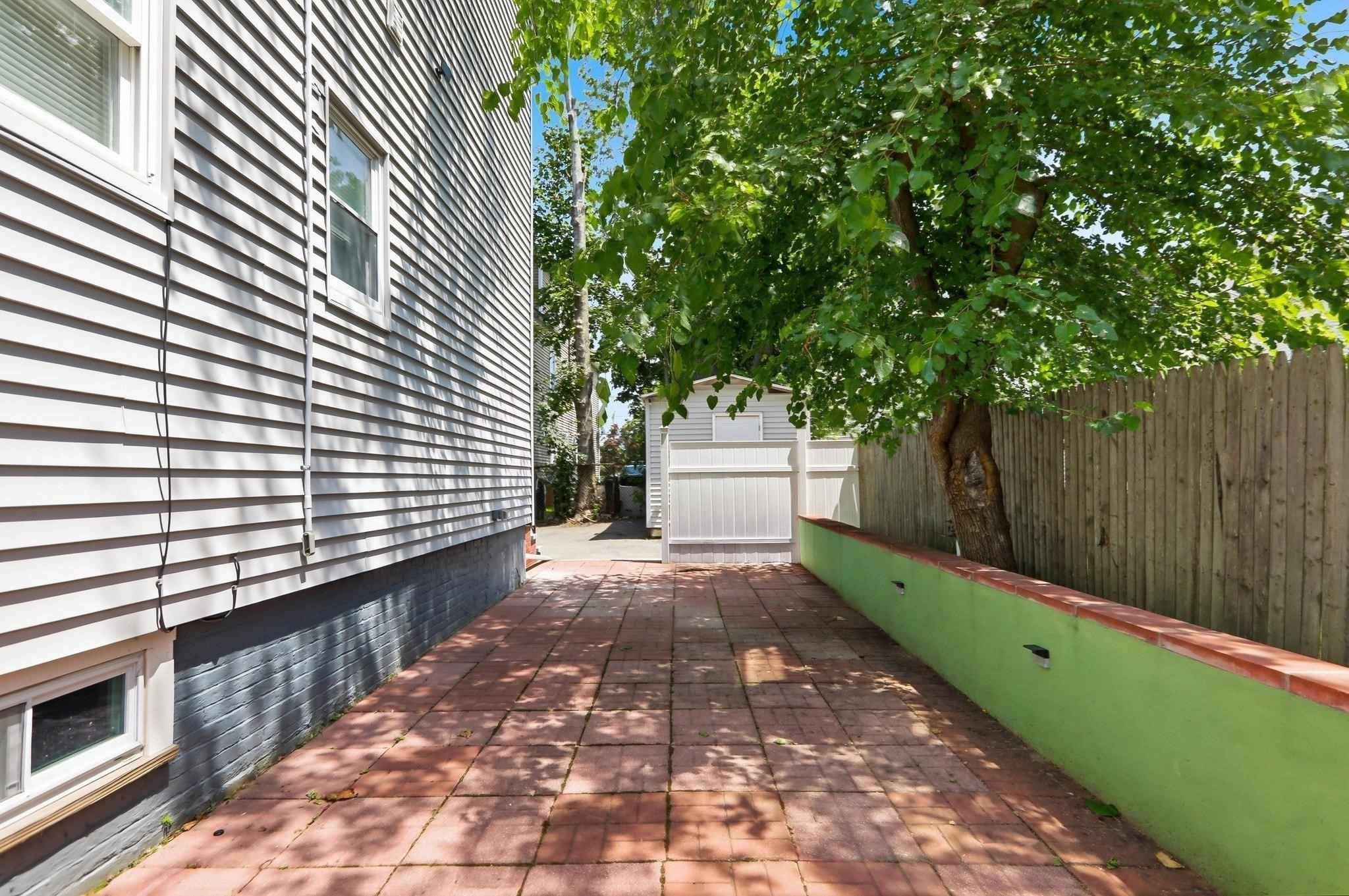 132 Huntington St Property Photo 40