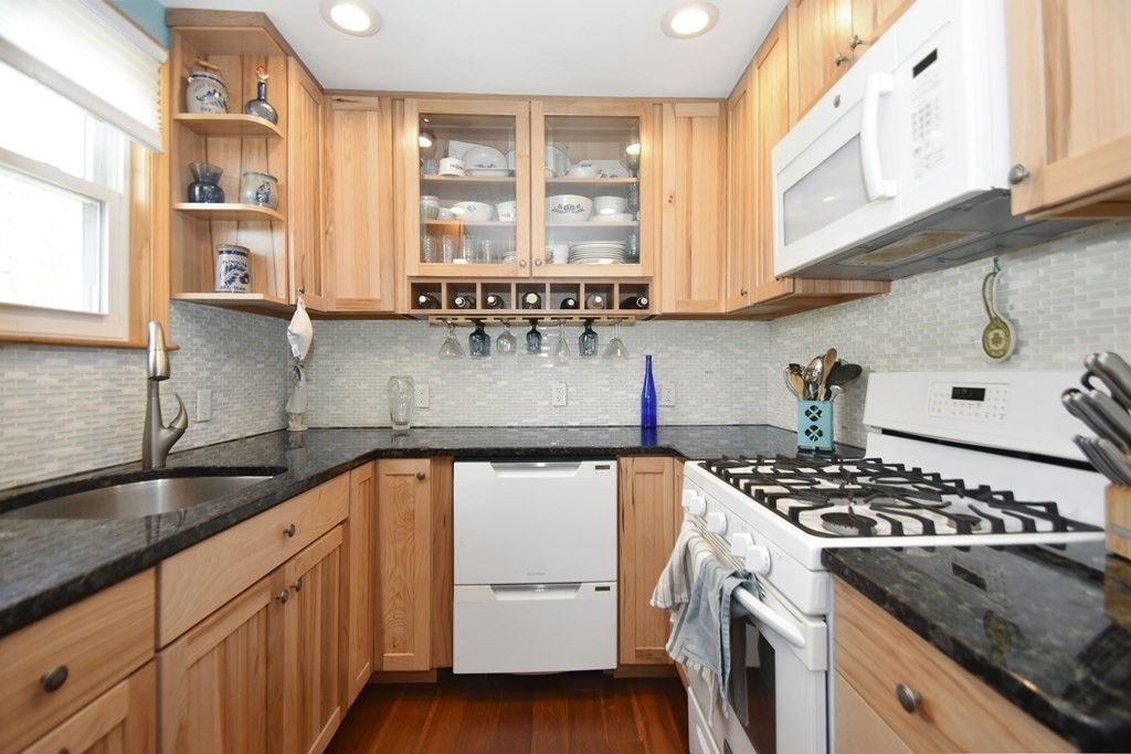 15 Madison Street Property Photo 2