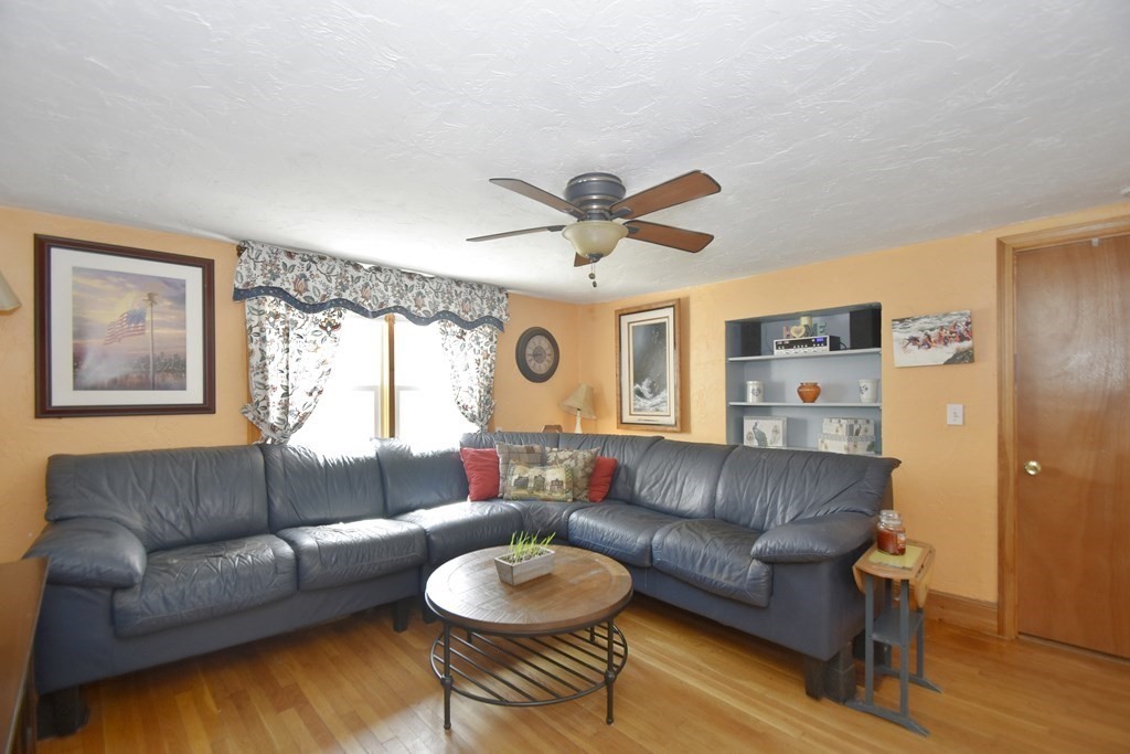 15 Madison Street Property Photo 18