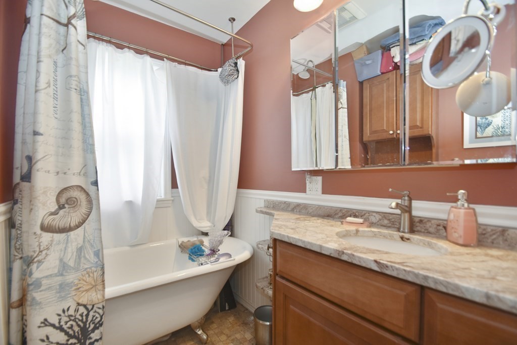15 Madison Street Property Photo 19