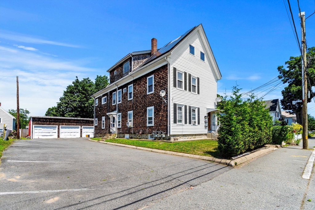 34 Provost St
