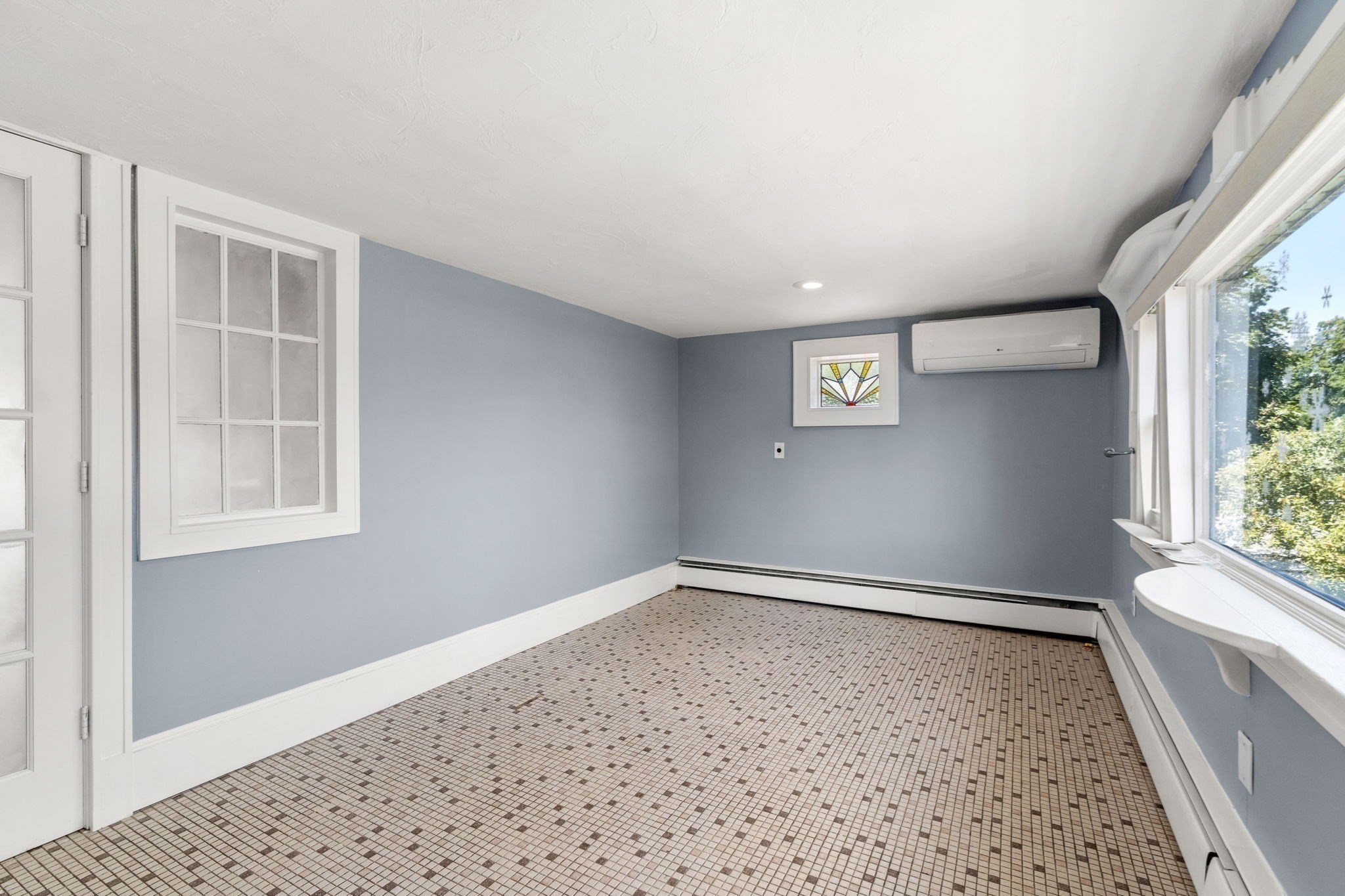 34 Provost St Property Photo 35
