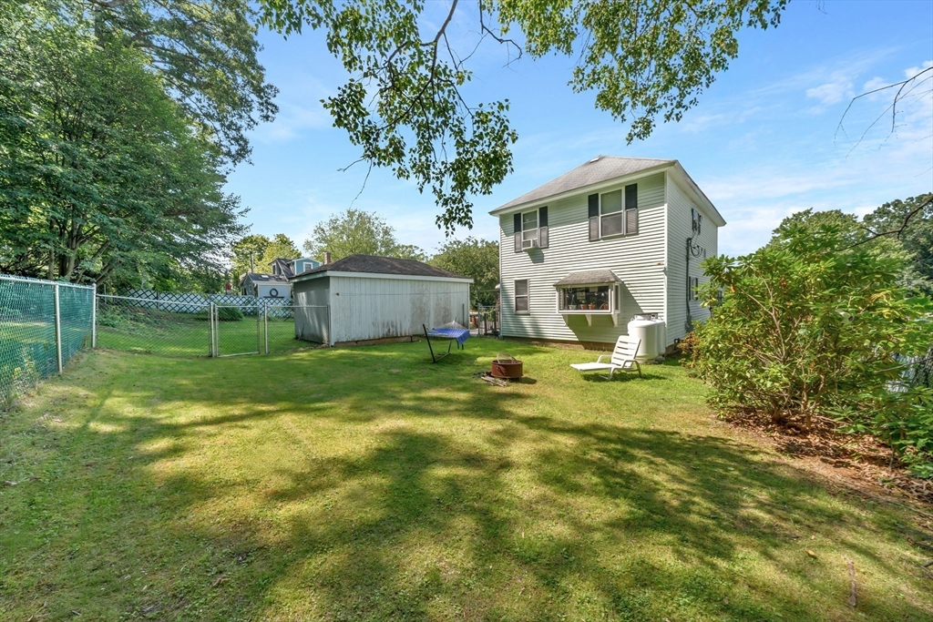 4 Fairview Ave Property Photo 7
