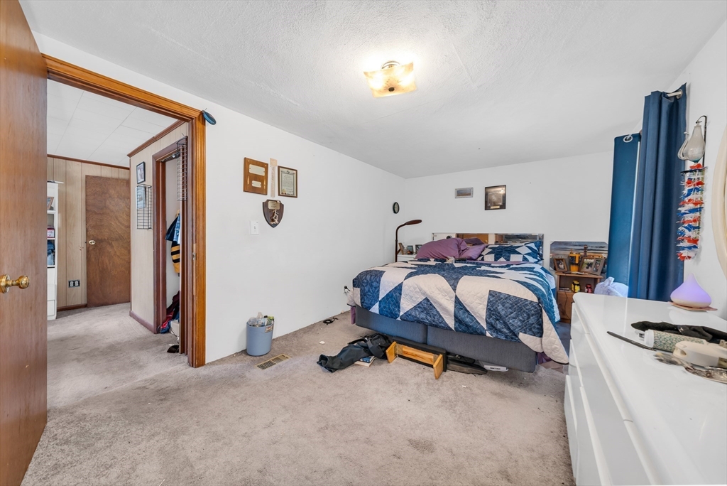 4 Fairview Ave Property Photo 11