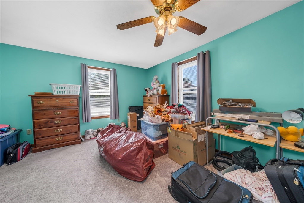 4 Fairview Ave Property Photo 22