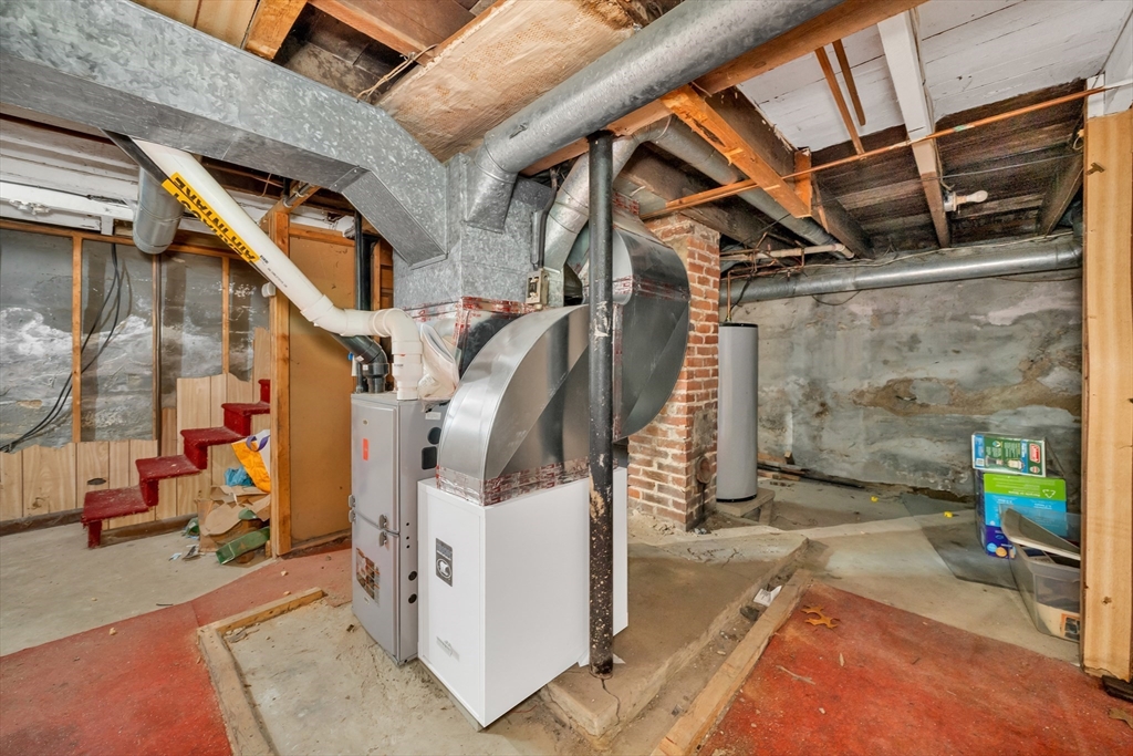 4 Fairview Ave Property Photo 27