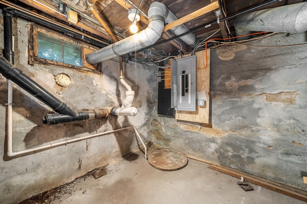 4 Fairview Ave Property Photo 29