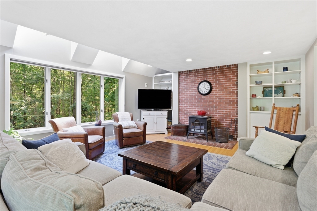 15 Larch Road Property Photo 12