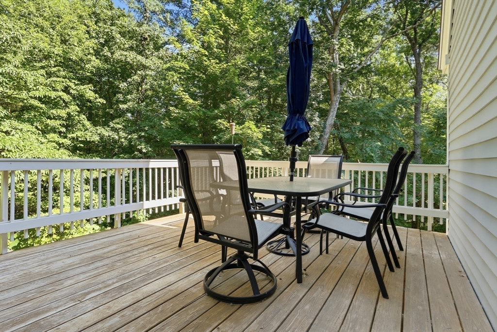 15 Larch Road Property Photo 39