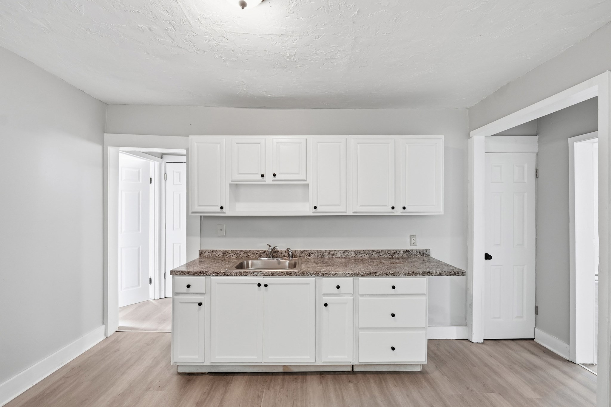 2 Ely St Property Photo 7