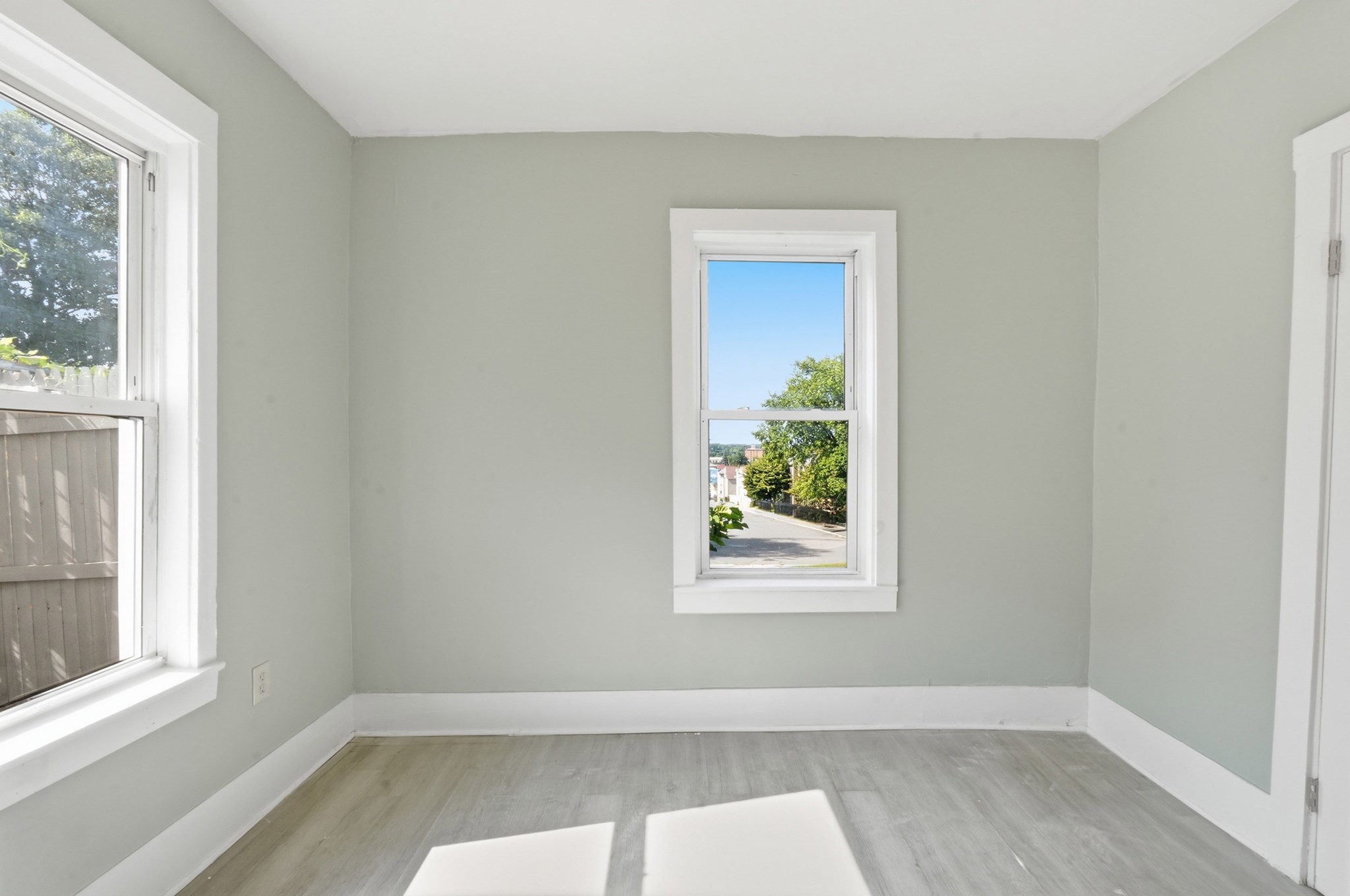 2 Ely St Property Photo 12