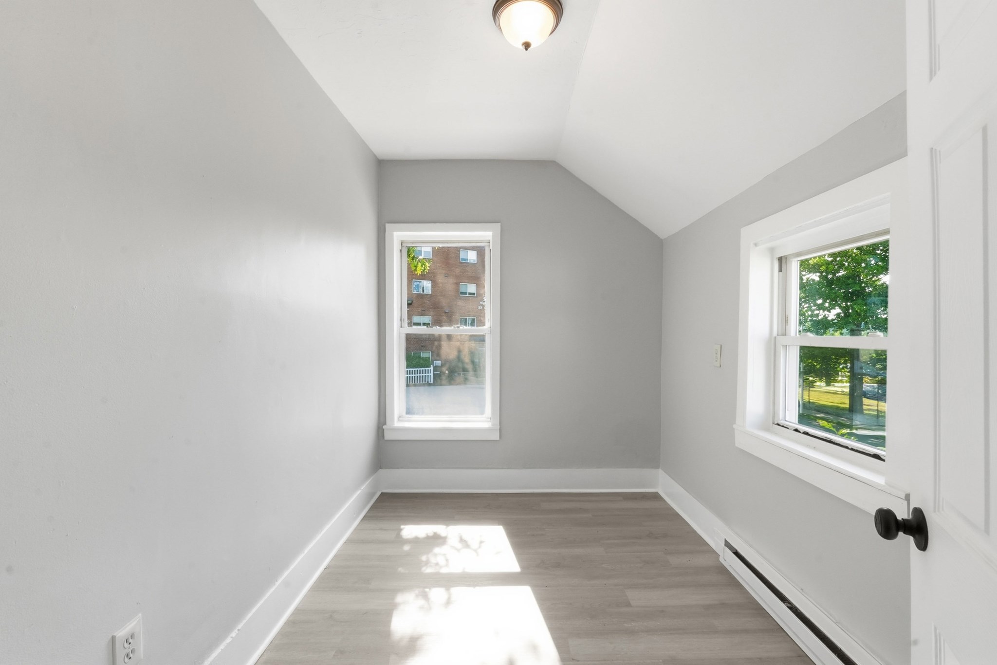 2 Ely St Property Photo 19