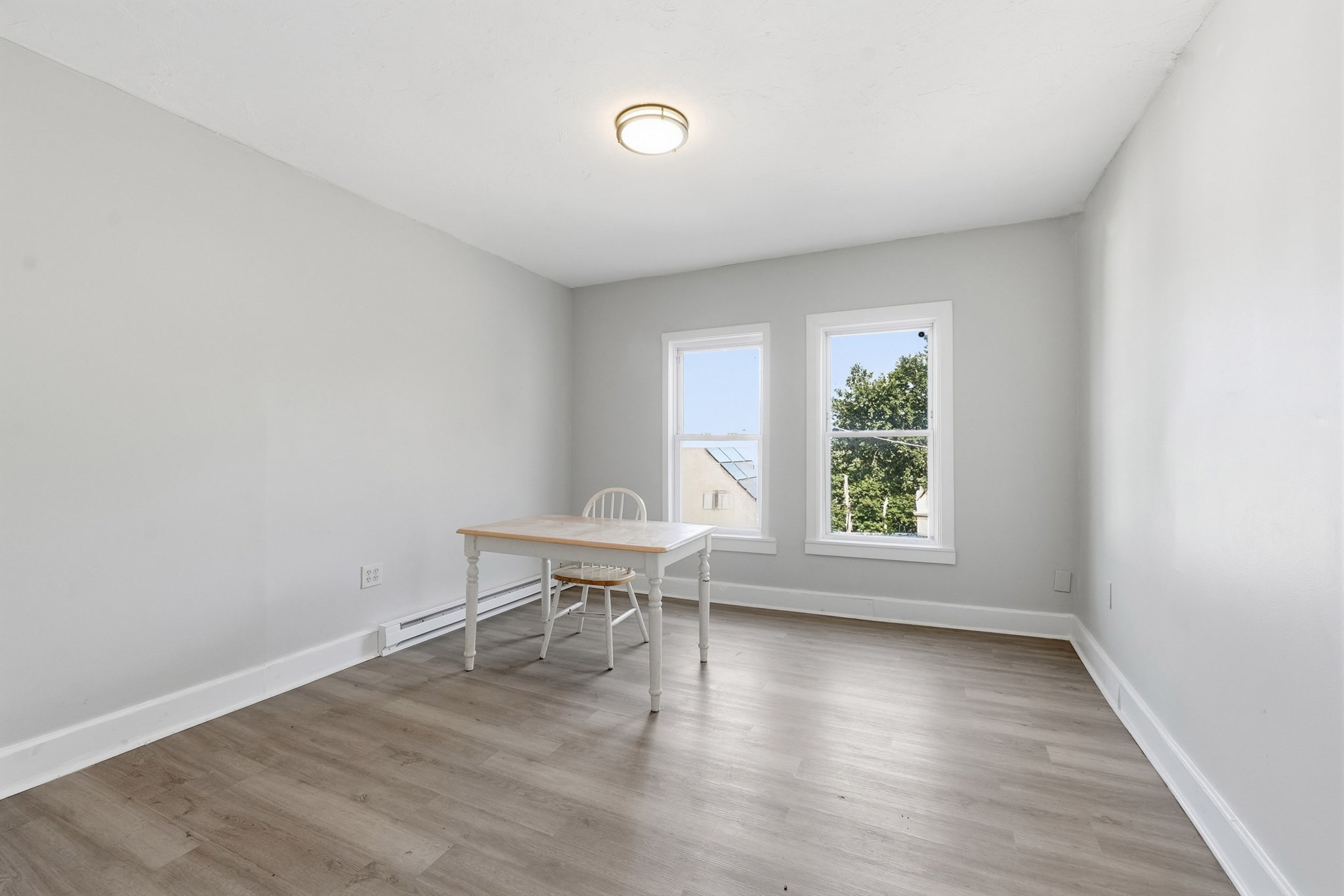 2 Ely St Property Photo 22
