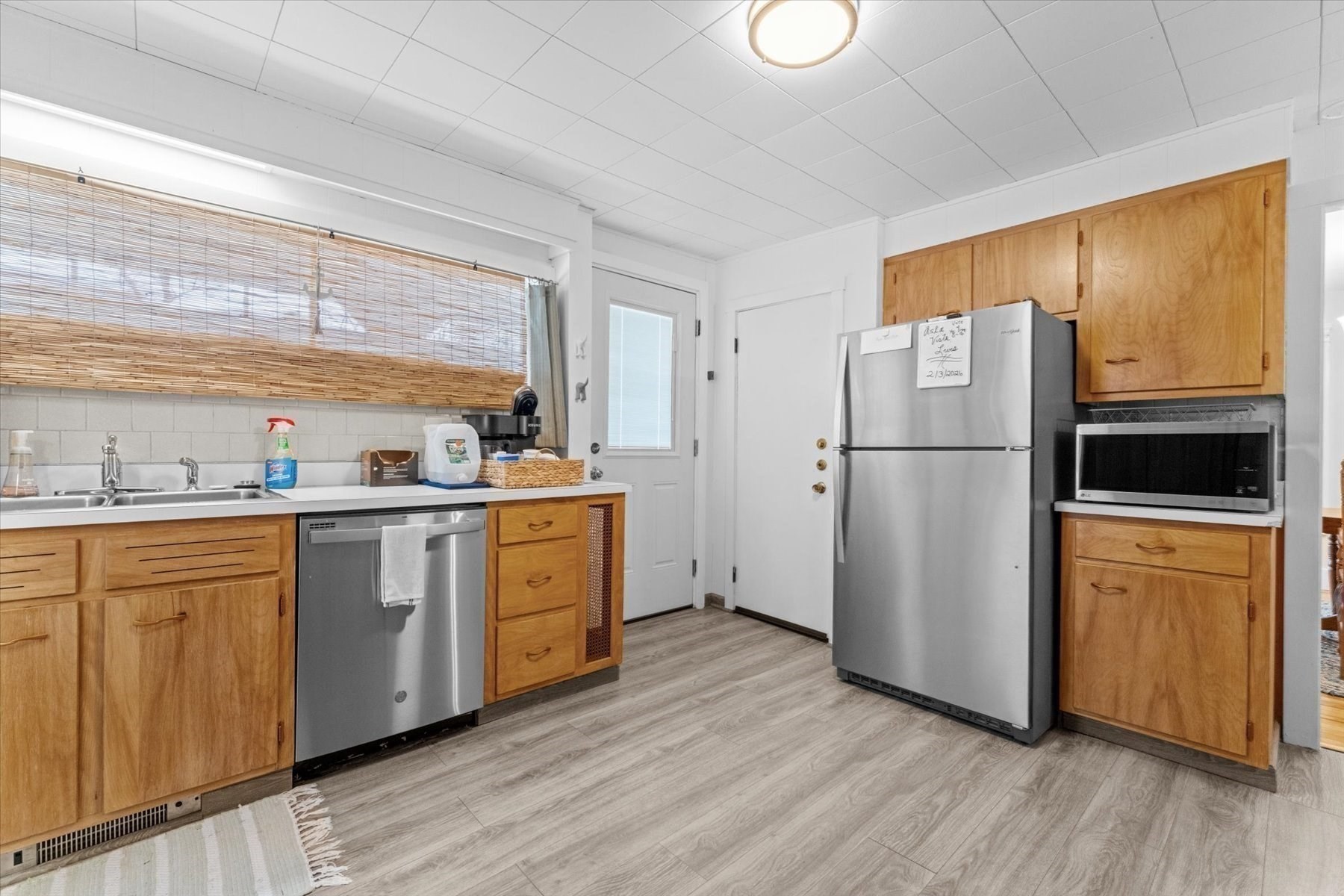 6 Davis Way Property Photo 6