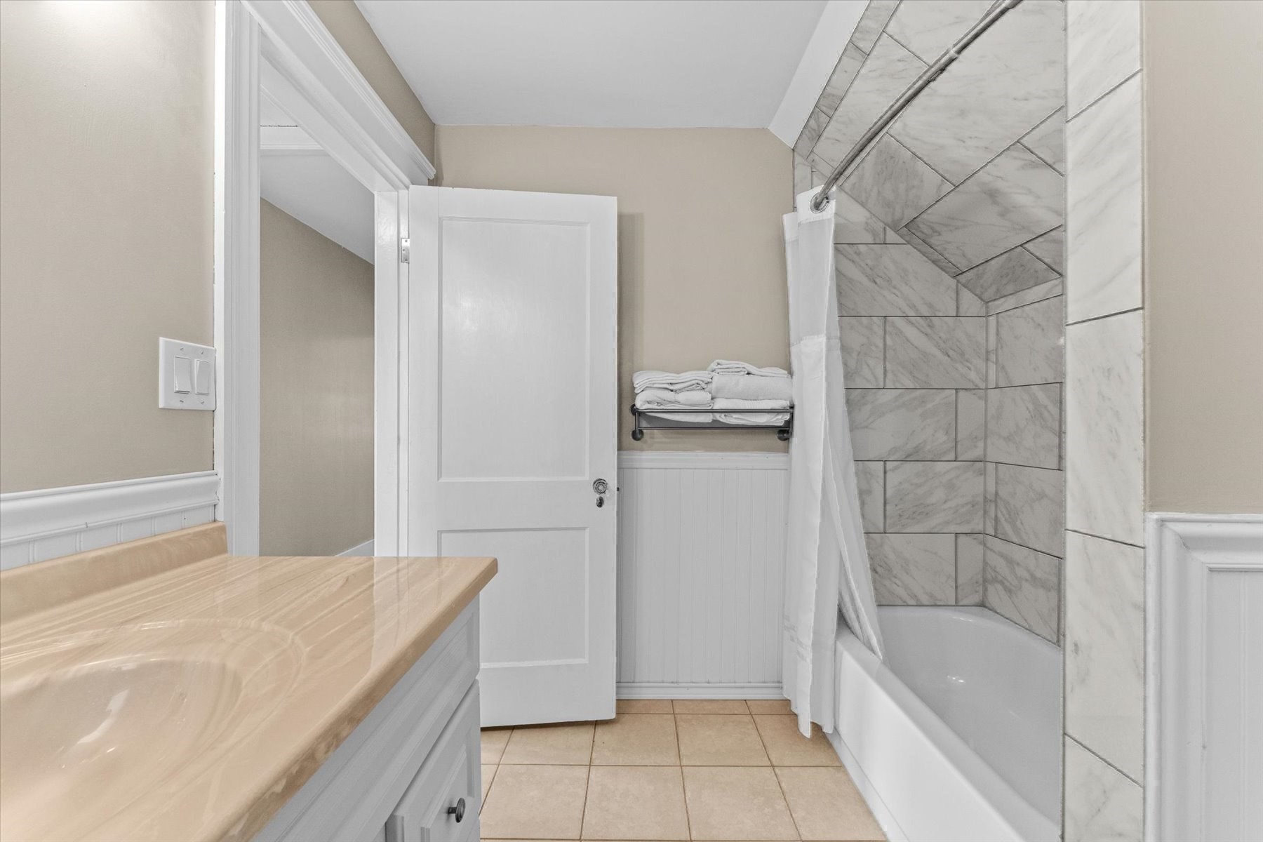 6 Davis Way Property Photo 37