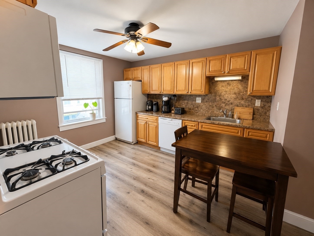 344 E 8th Street # 3 Property Photo 1