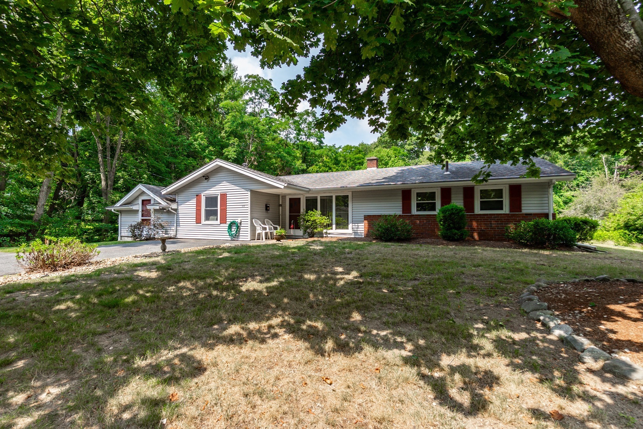 64 Hemenway Rd Property Photo 2