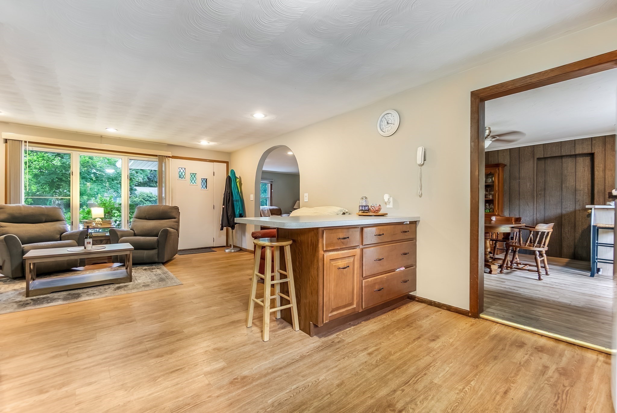 64 Hemenway Rd Property Photo 6