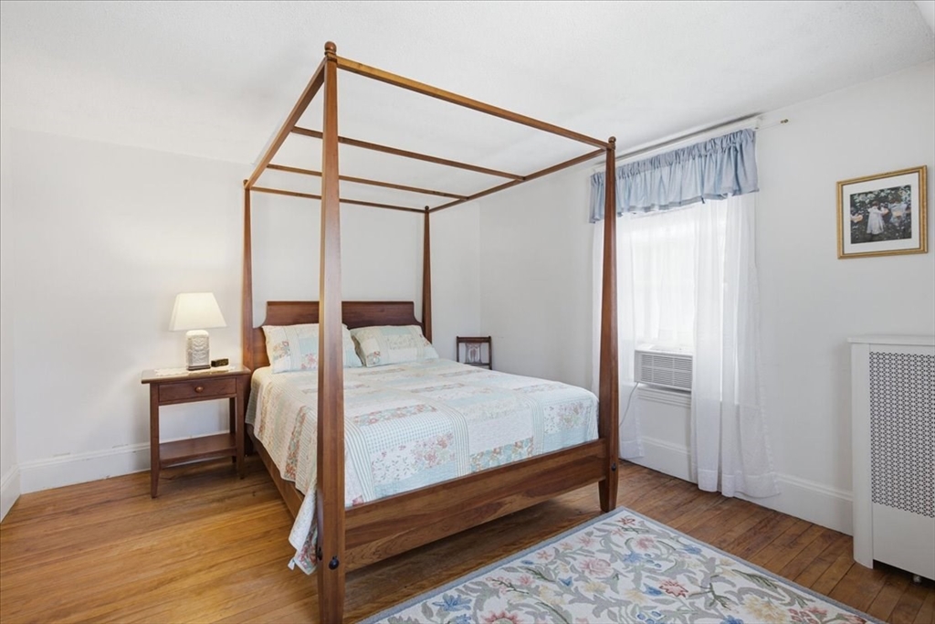 296 Lagrange Property Photo 17