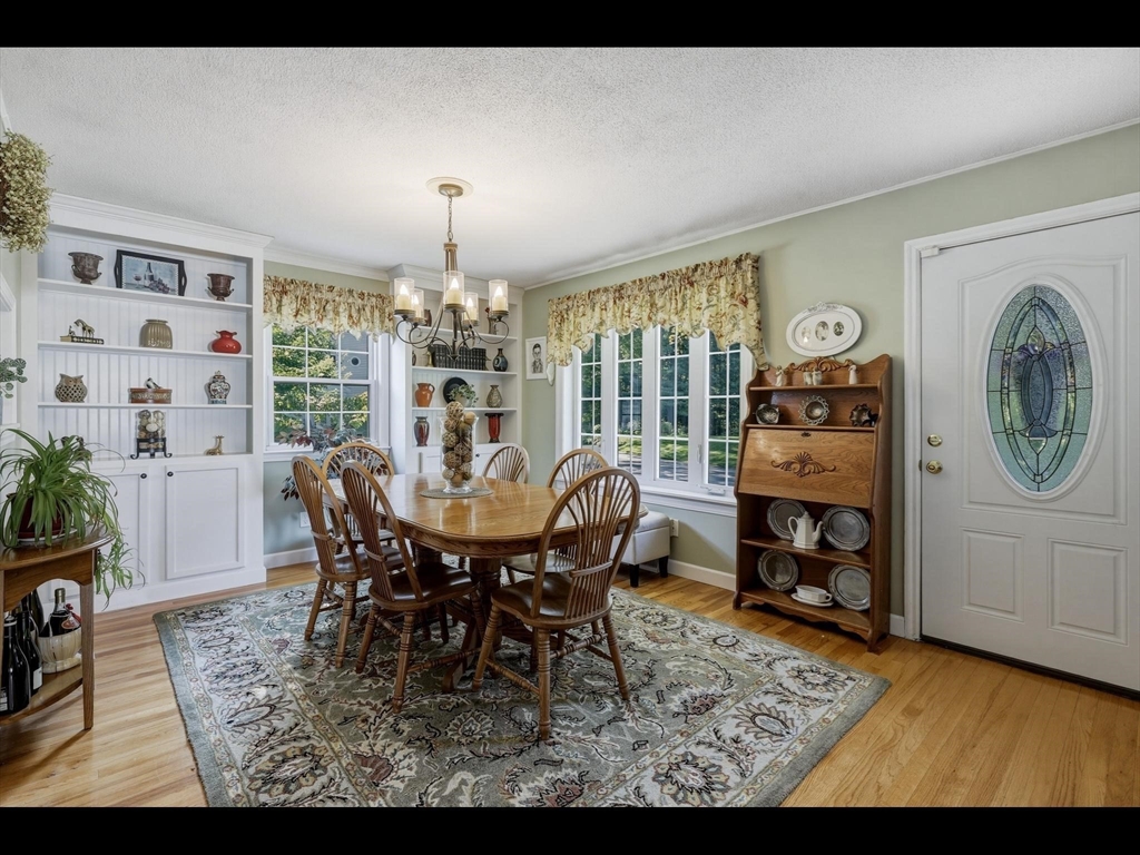 36 Helen Cir Property Photo 12