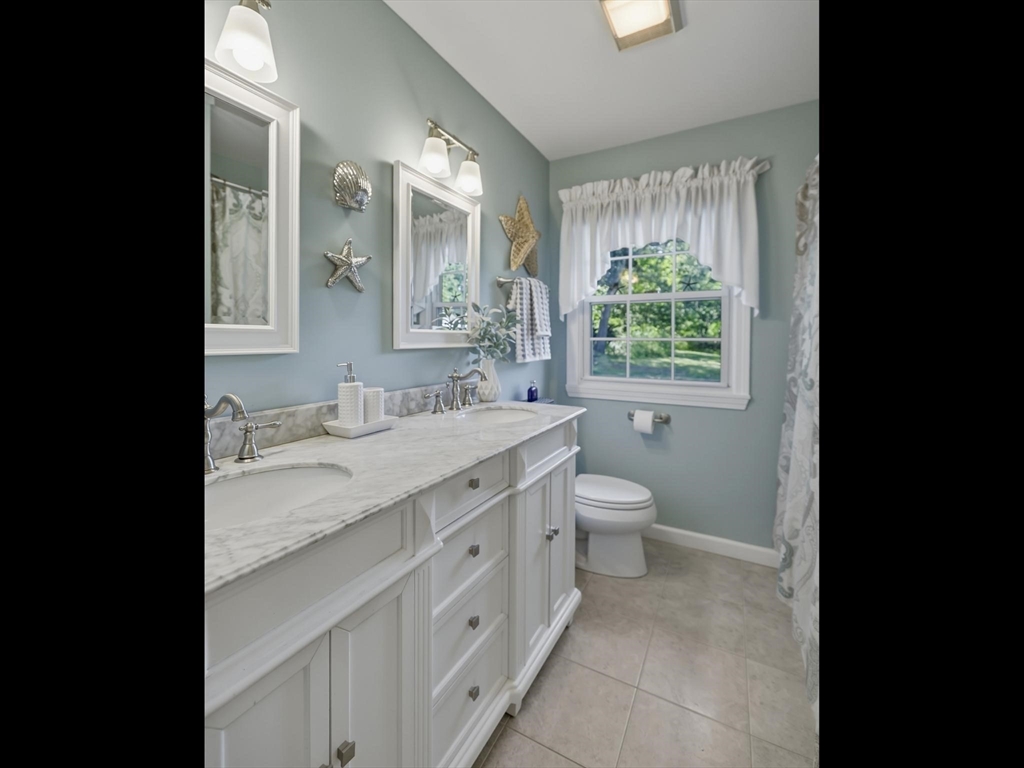 36 Helen Cir Property Photo 29