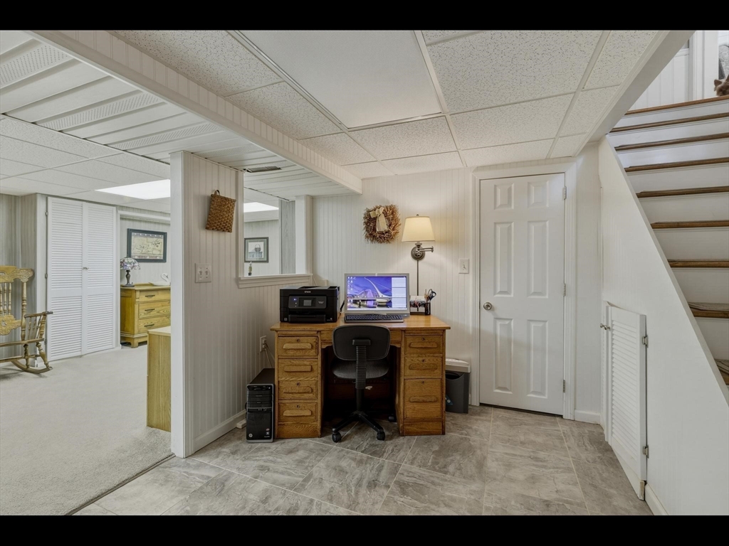 36 Helen Cir Property Photo 35