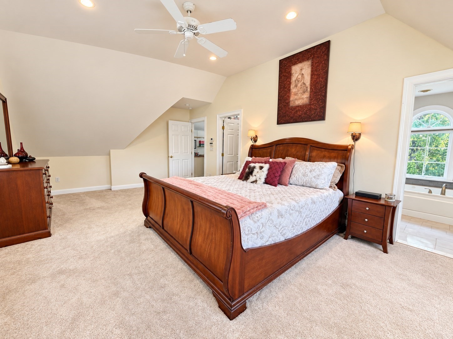 136 Davis Road Property Photo 16