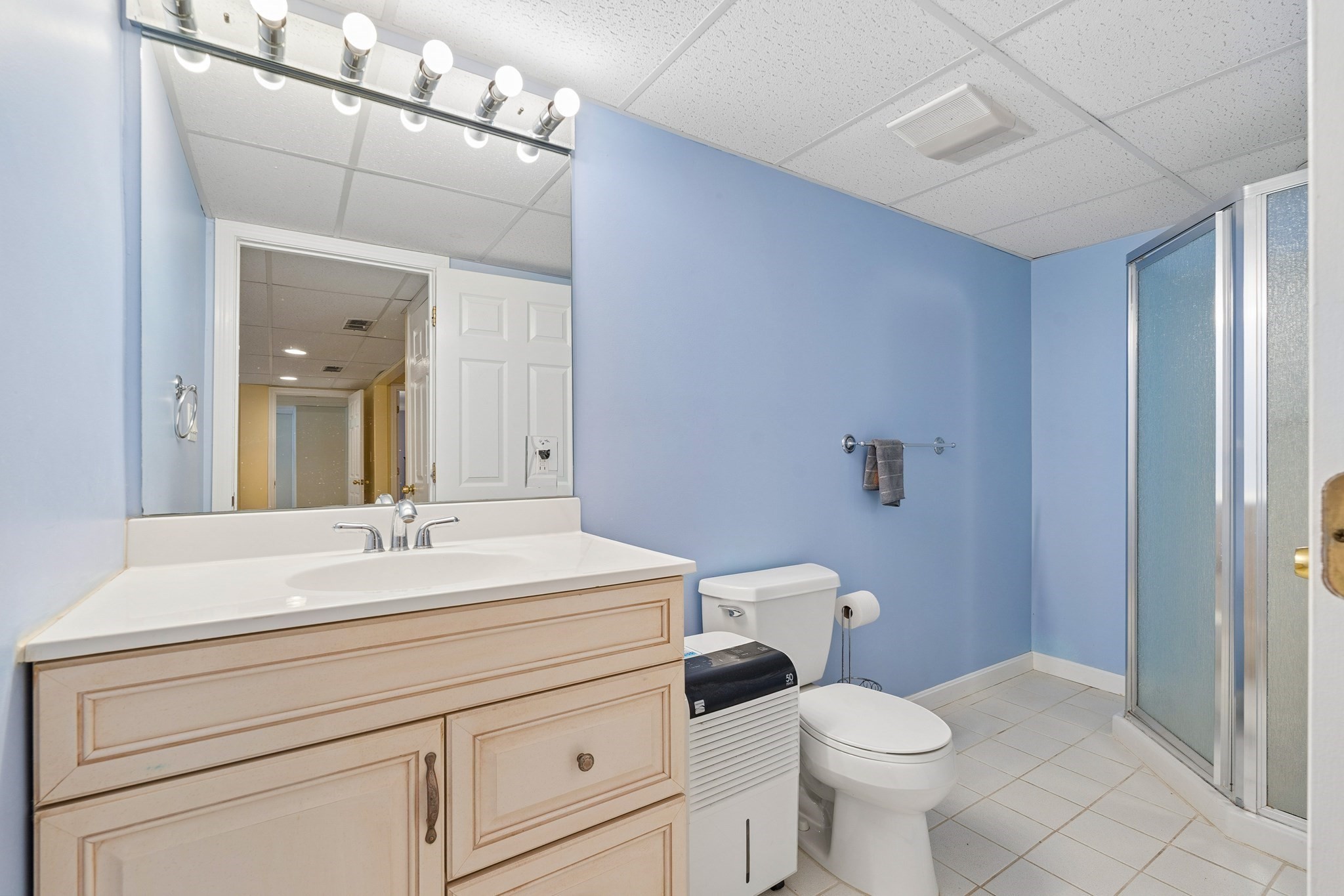 136 Davis Road Property Photo 30
