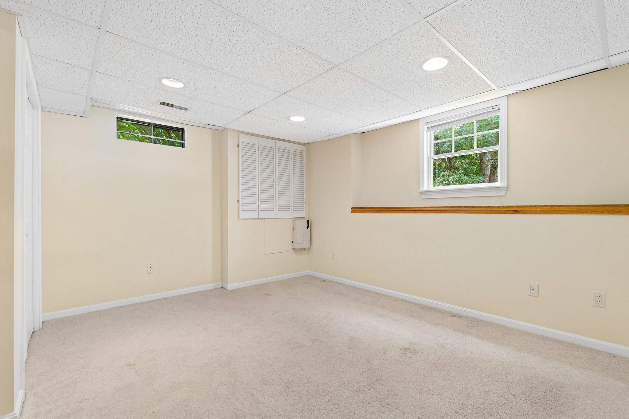 136 Davis Road Property Photo 32