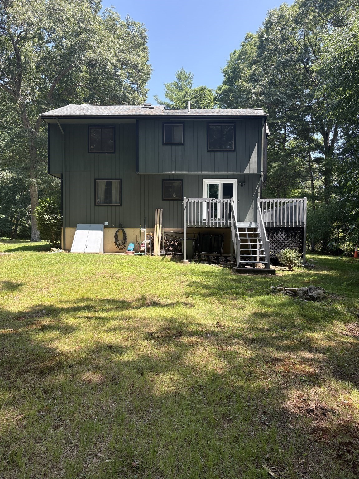 12 Walnut St Property Photo 4