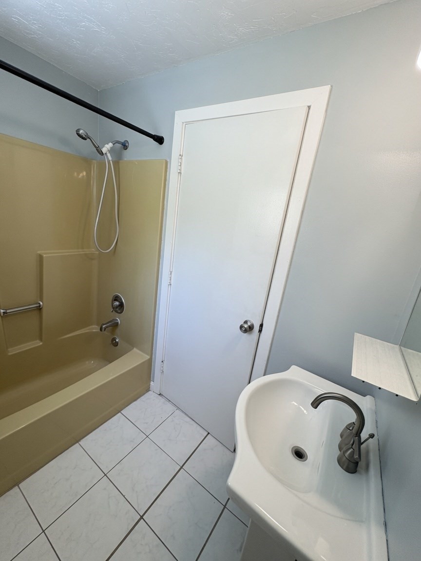 12 Walnut St Property Photo 21