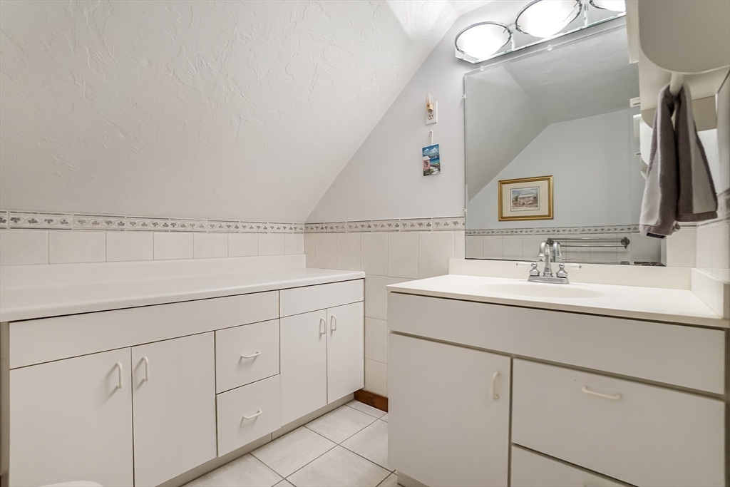188 South St Property Photo 24