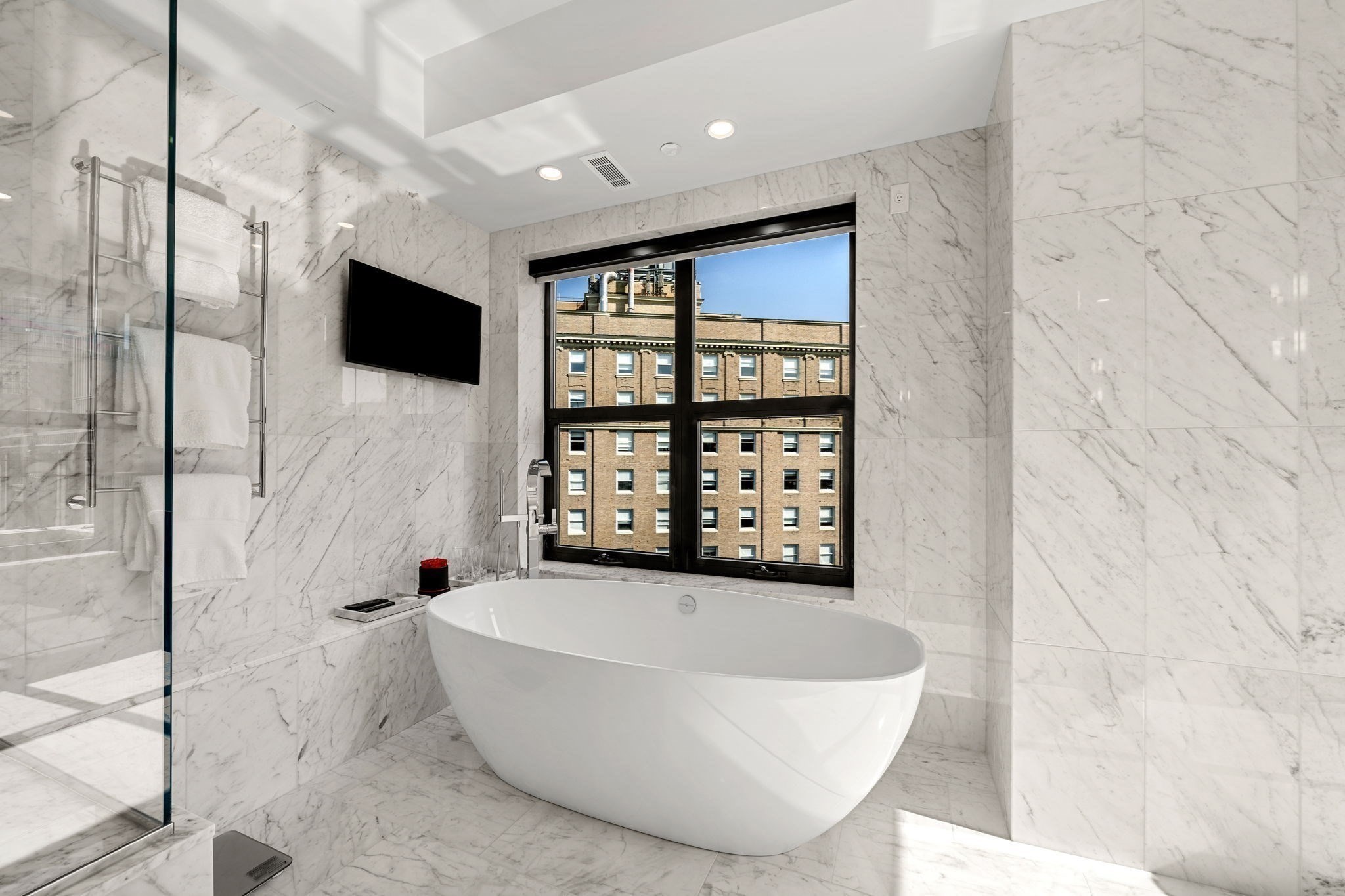 300 Boylston St Property Photo 19