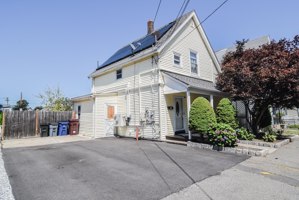 43 Warren St Property Photo 4
